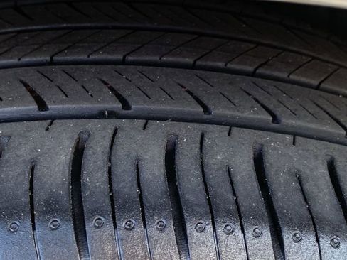 Used 2023 Toyota Camry SE image 34