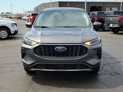 Certified 2023 Ford Escape Active w/ Tech Pack #2 AWD/4WD image 2