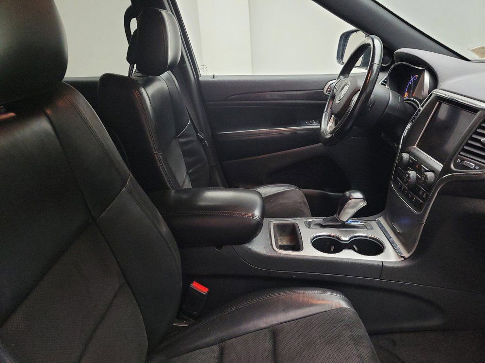 Used 2018 Jeep Grand Cherokee Altitude AWD/4WD image 21