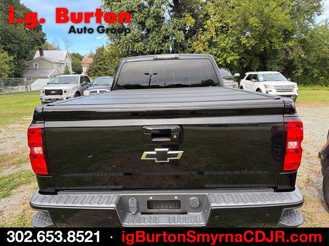 Used 2017 Chevrolet Silverado 1500 Custom w/ Custom Convenience Package AWD/4WD image 6