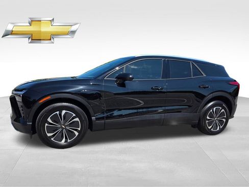 Used 2024 Chevrolet Blazer EV LT AWD/4WD image 3