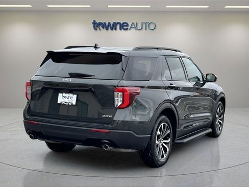 Used 2023 Ford Explorer ST-Line image 5