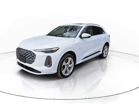 New 2025 Audi Q5 2.0T Premium Plus image 2