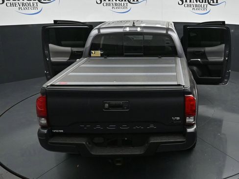 Used 2019 Toyota Tacoma SR5 RWD image 26