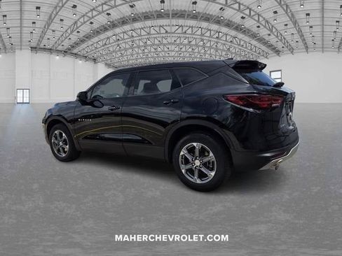 Used 2023 Chevrolet Blazer LT w/ Driver Confidence Package image 4