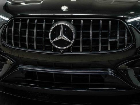 Used 2025 Mercedes-Benz GLC 43 AMG 4MATIC image 8