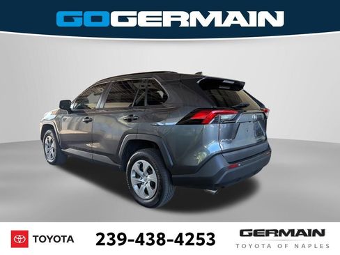 Used 2019 Toyota RAV4 LE FWD image 11