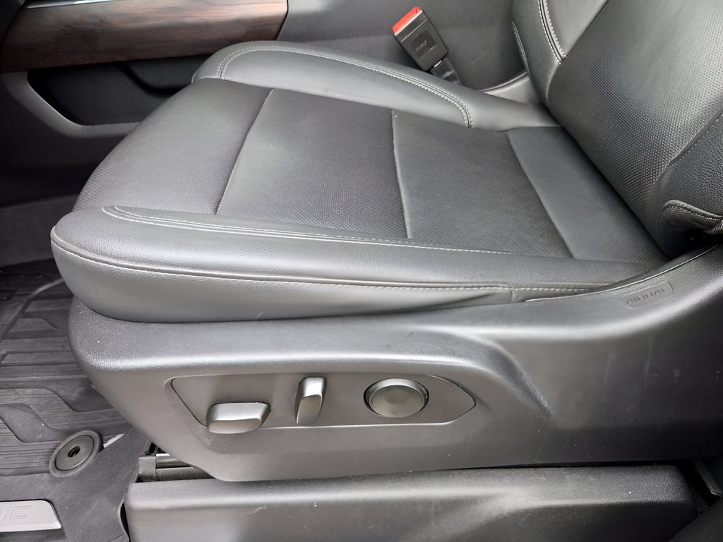 Used 2023 GMC Sierra 1500 SLT AWD/4WD image 21