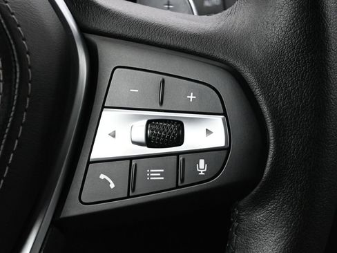 Used 2024 BMW X5 xDrive40i w/ Premium Package AWD/4WD image 9
