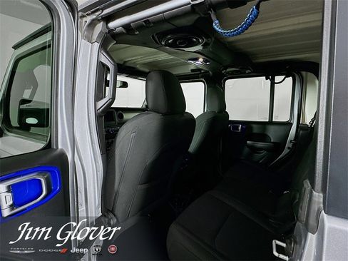 Used 2020 Jeep Gladiator Sport w/ Quick Order Package 24S image 14
