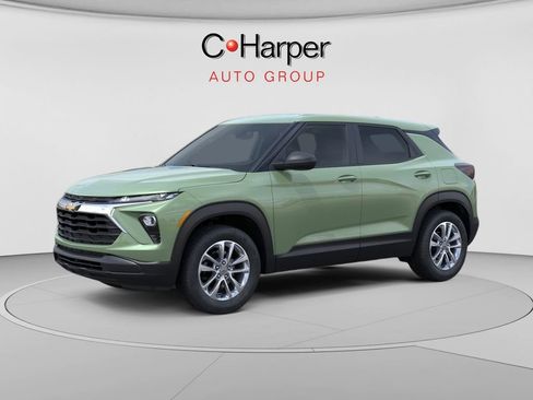 New 2026 Chevrolet TrailBlazer LS w/ LS Convenience Package AWD/4WD image 2