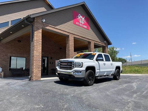 Used 2017 GMC Sierra 1500 SLT AWD/4WD image 24