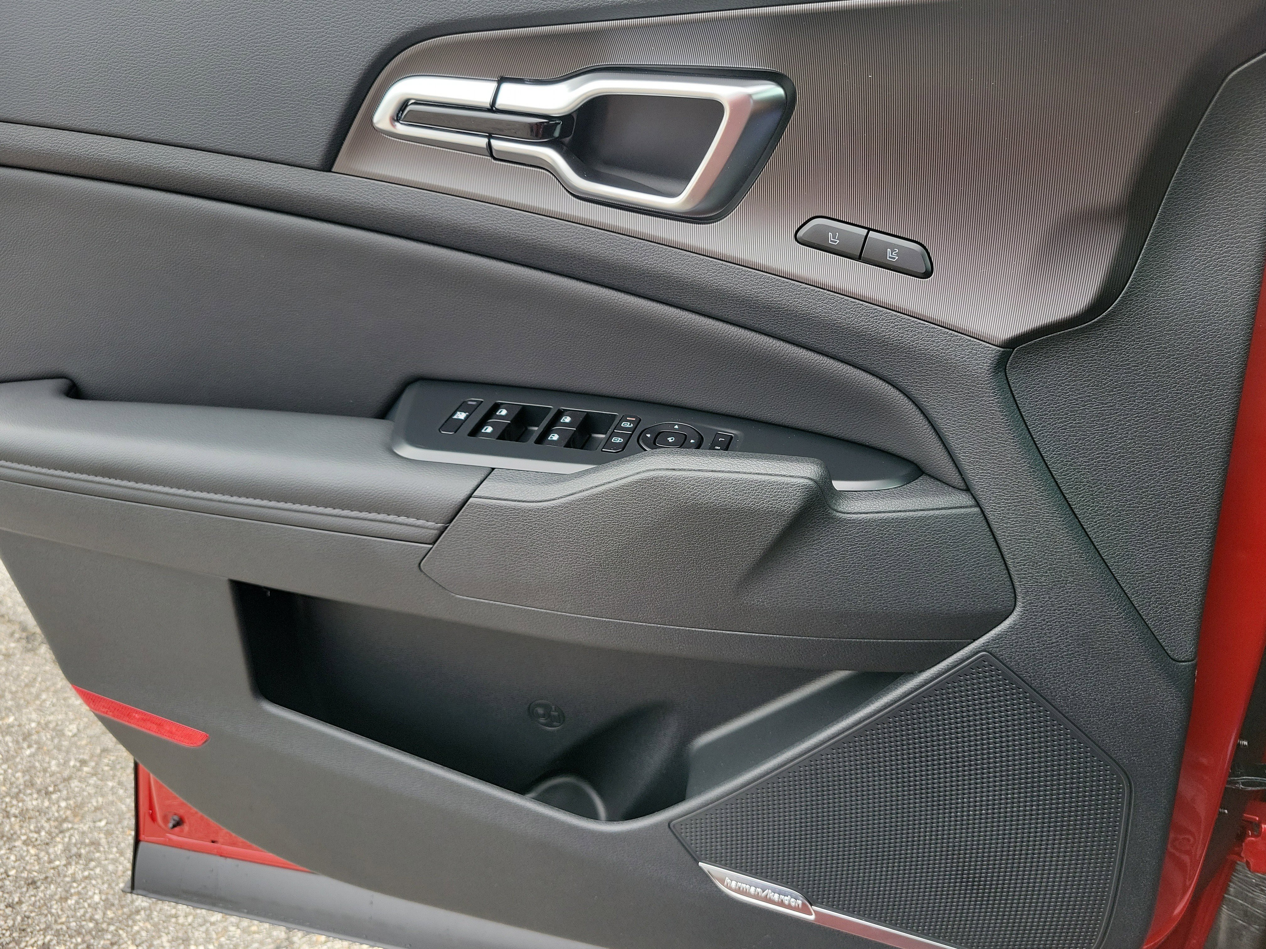 New 2026 Kia Sportage SX FWD image 21
