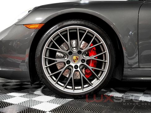 Used 2017 Porsche 911 Targa 4S image 6