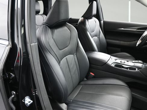 Used 2023 INFINITI QX60 Luxe w/ Cargo Package FWD image 15