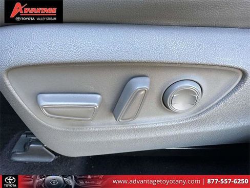 Certified 2022 Toyota Highlander XLE image 20