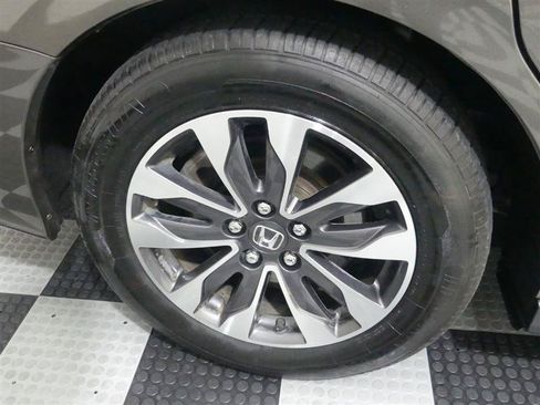 Used 2021 Honda Odyssey EX-L image 16