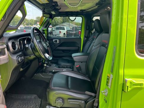 Used 2021 Jeep Gladiator Rubicon AWD/4WD image 4