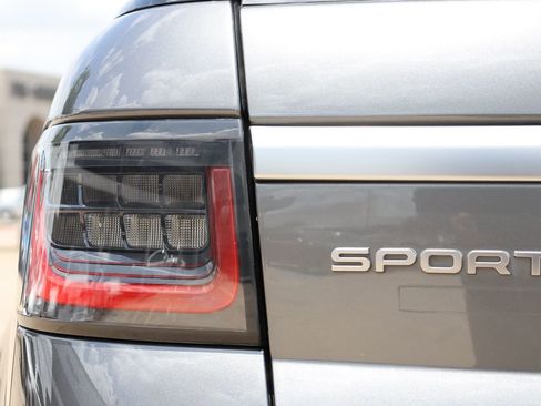 Used 2019 Land Rover Range Rover Sport HSE image 12