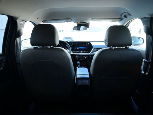 Used 2024 Chevrolet Trax ACTIV image 13