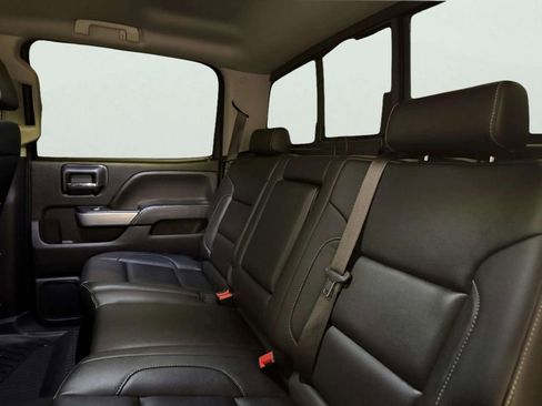 Used 2019 Chevrolet Silverado 2500 LT image 18