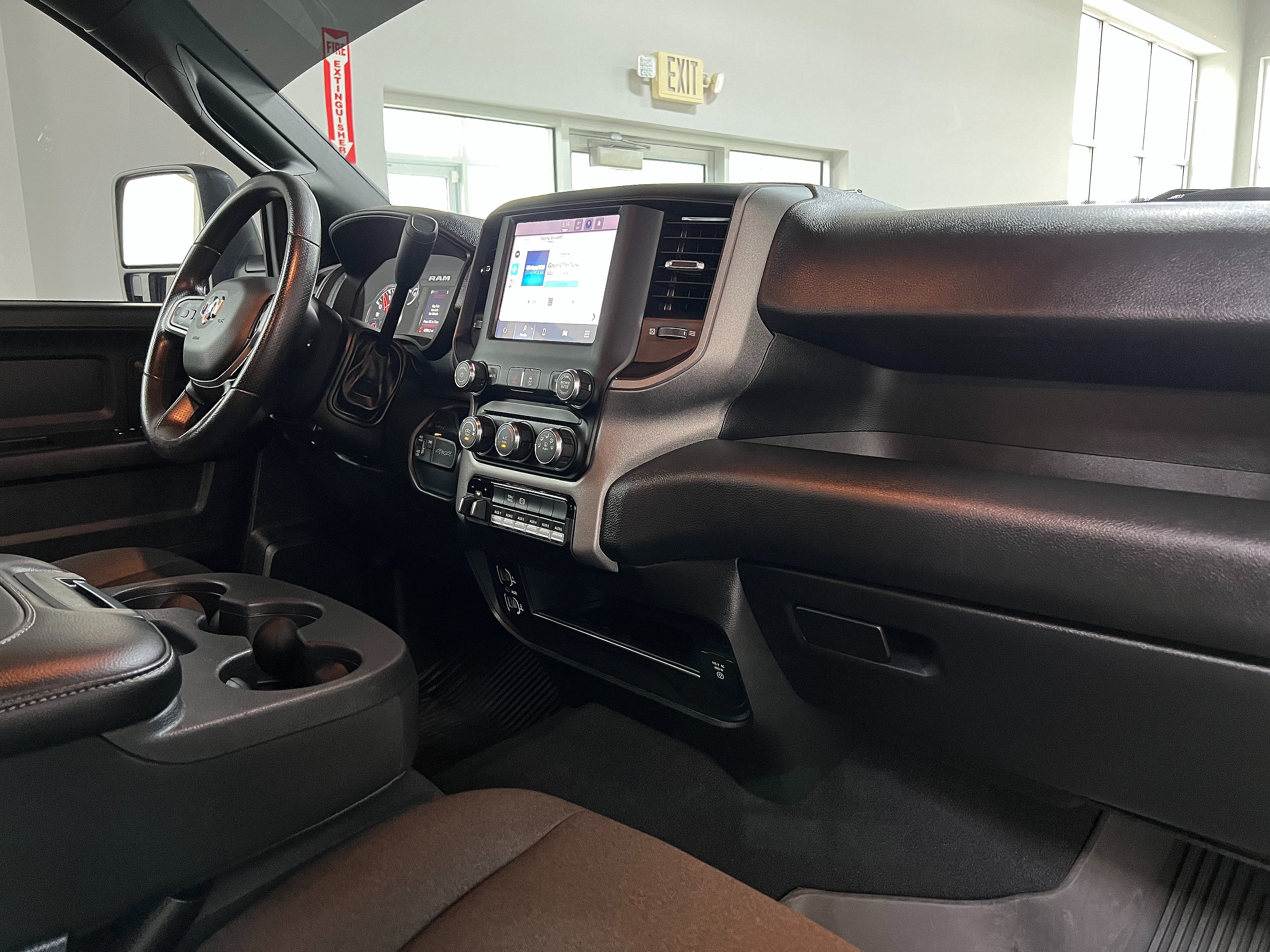 Used 2024 RAM 3500 Tradesman w/ Snow Chief Group AWD/4WD image 28