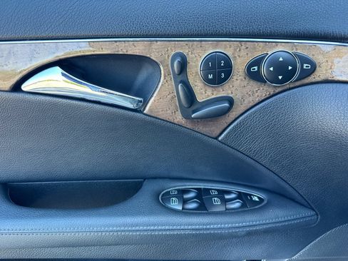 Used 2008 Mercedes-Benz E 350 Sedan image 10