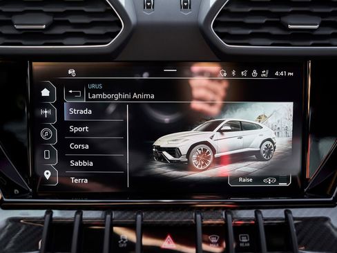 Used 2024 Lamborghini Urus S AWD/4WD image 78