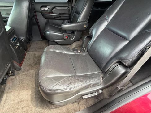 Used 2009 Cadillac Escalade AWD image 23
