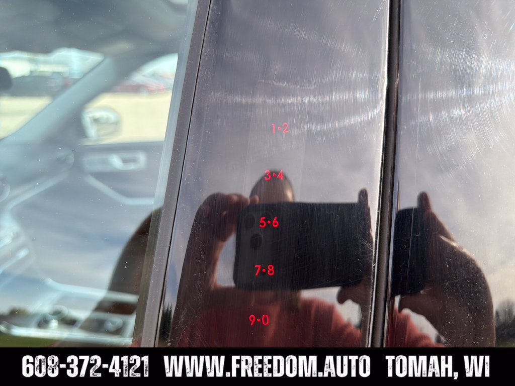 Used 2024 Ford Explorer XLT w/ Equipment Group 202A AWD/4WD image 14