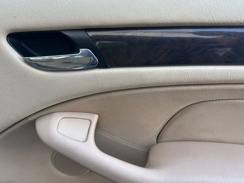 Used 2004 BMW 330i Sedan image 18