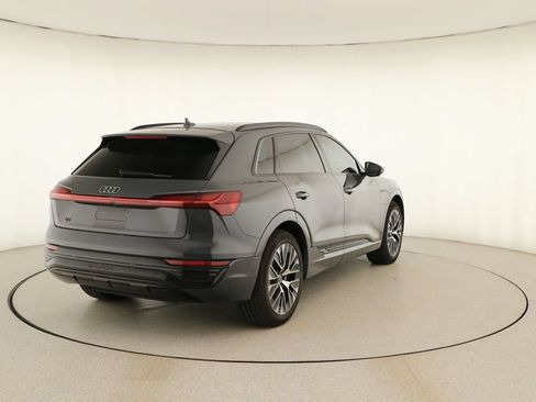 Certified 2024 Audi Q8 e-tron Premium Plus AWD/4WD image 6