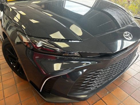 Used 2025 Toyota Camry SE w/ Multimedia Upgrade Package FWD image 2