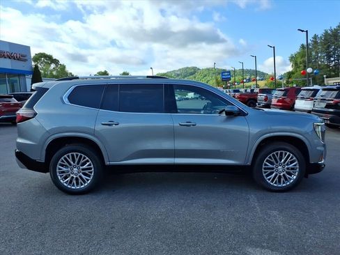 New 2026 GMC Acadia Denali w/ Super Cruise Package AWD/4WD image 9