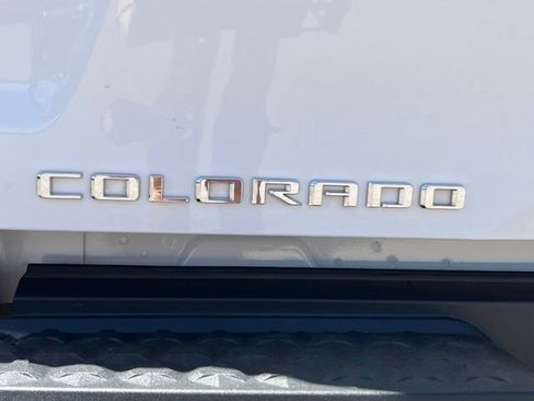 Certified 2025 Chevrolet Colorado ZR2 w/ Technology Package AWD/4WD image 22