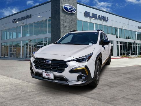 Used 2025 Subaru Crosstrek 2.5i Sport w/ Crosstrek Mirror Package image 1