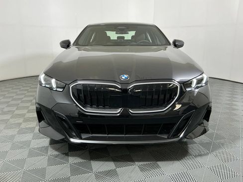New 2027 BMW 530i xDrive w/ M Sport Package AWD/4WD image 3