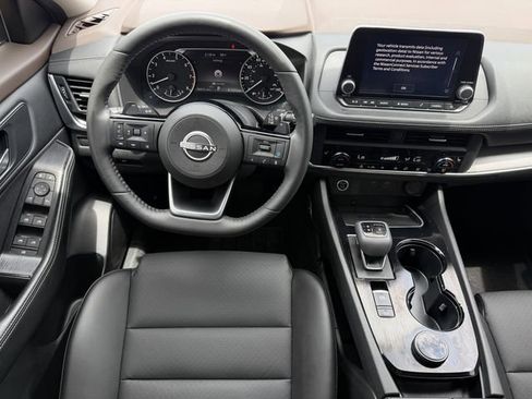 Used 2023 Nissan Rogue SV w/ SV Premium B Package AWD/4WD image 12