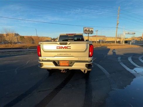 Used 2022 GMC Sierra 2500 Denali w/ Denali Ultimate Package image 7