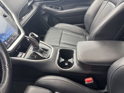 Used 2022 Subaru Outback Limited image 23