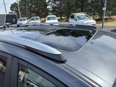 Used 2017 Toyota RAV4 Limited image 38