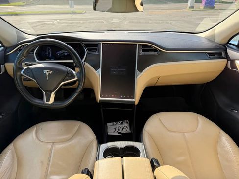Used 2013 Tesla Model S image 11