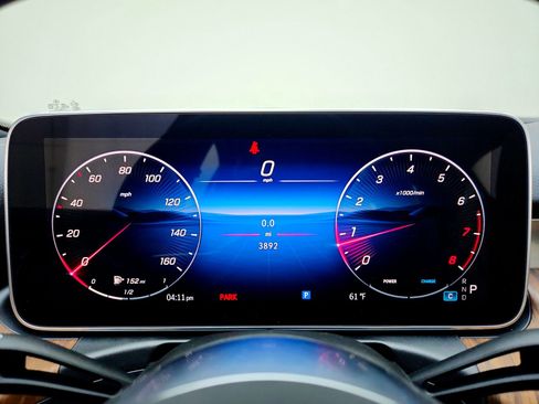 Used 2025 Mercedes-Benz C 300 Sedan image 29