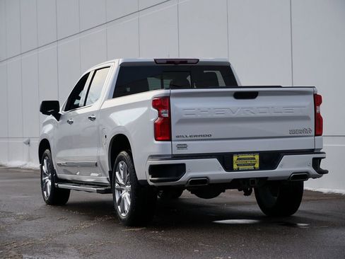 Used 2022 Chevrolet Silverado 1500 High Country w/ High Country Premium Package image 5