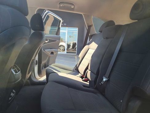Used 2020 Kia Sorento LX AWD/4WD image 25
