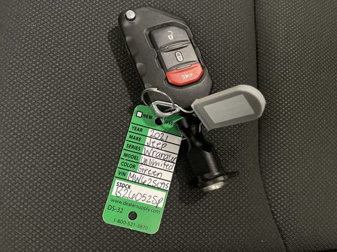 Used 2021 Jeep Wrangler Unlimited Sport AWD/4WD image 25