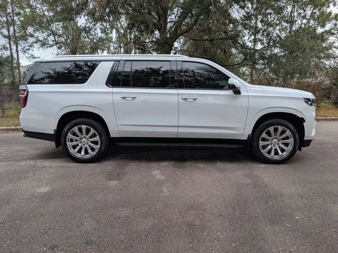 Used 2021 Chevrolet Suburban Premier image 10