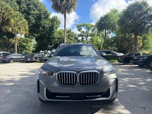 Used 2025 BMW X5 sDrive40i RWD image 3