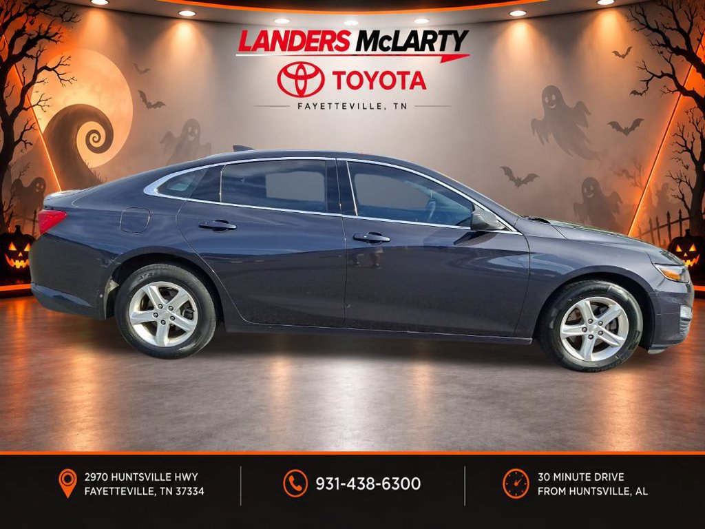 Used 2022 Chevrolet Malibu LS FWD image 2
