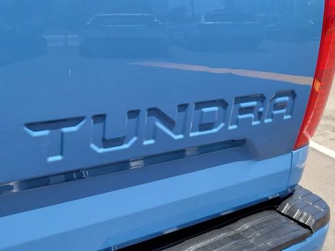 Used 2018 Toyota Tundra SR5 w/ TRD Off Road Package AWD/4WD image 23